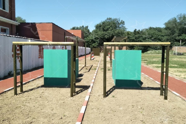 陸軍400米障礙訓(xùn)練場(chǎng)實(shí)戰(zhàn)運(yùn)用報(bào)告  ——基于工藝標(biāo)準(zhǔn)的實(shí)戰(zhàn)化體能轉(zhuǎn)化系統(tǒng)